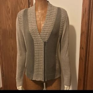 VENUS zip up sweater